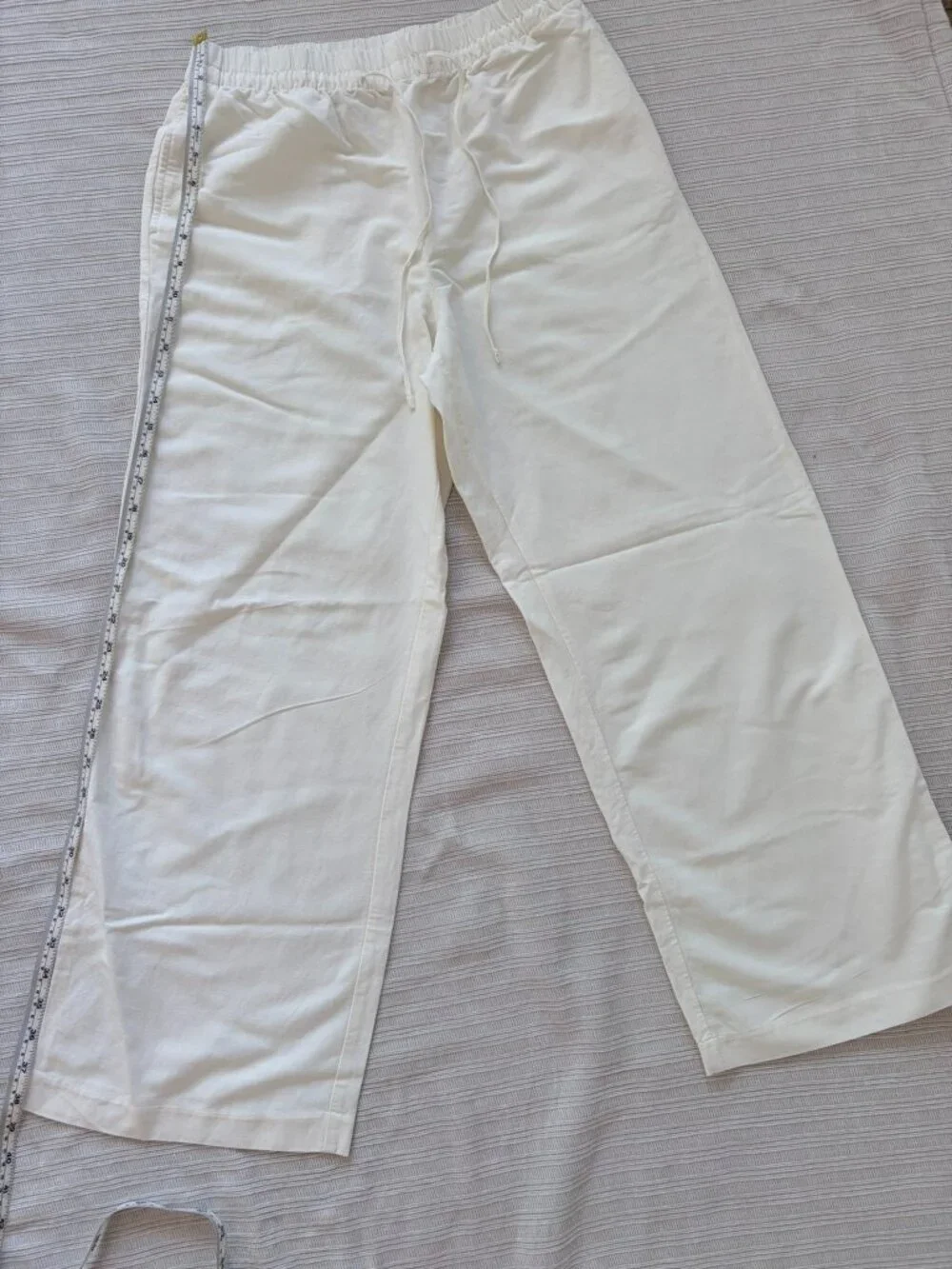 H&M Medium size Linen blend pants